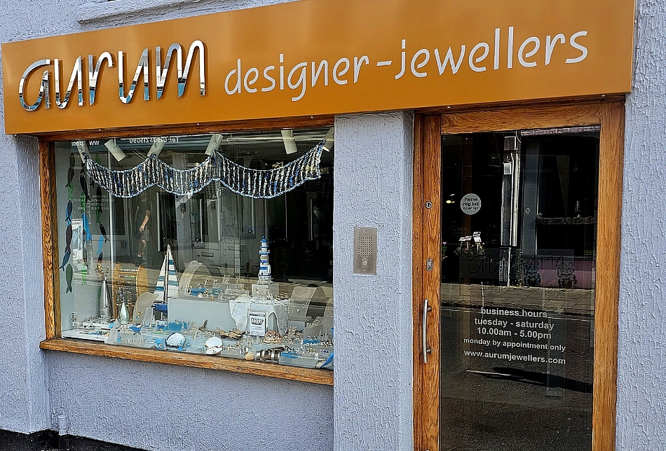 Image 2 from Aurum designer-jewellers