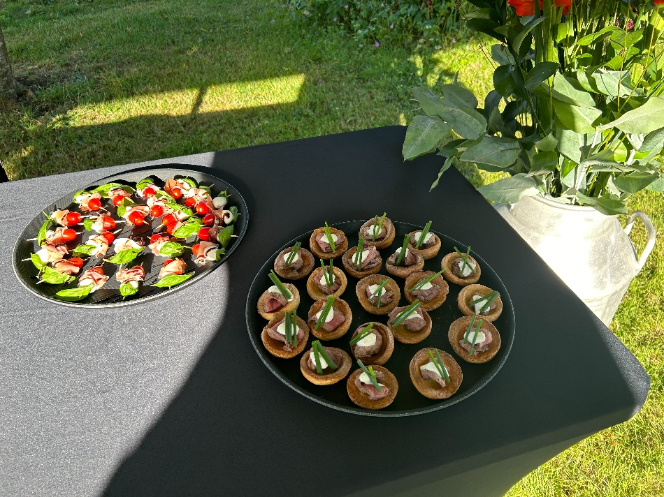 Image 3 from Cocktails and Canapes