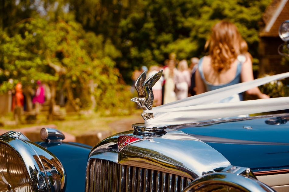 Image 1 from Ashdown Classic Wedding Cars