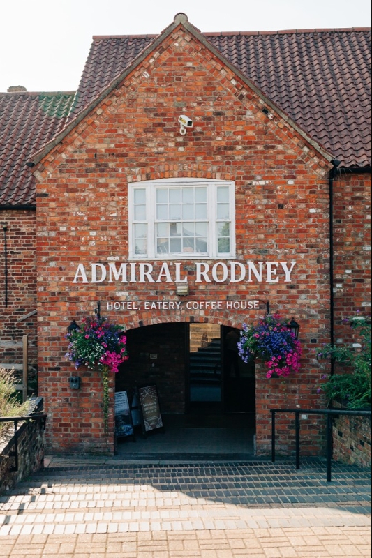 Image 1 from Admiral Rodney Hotel