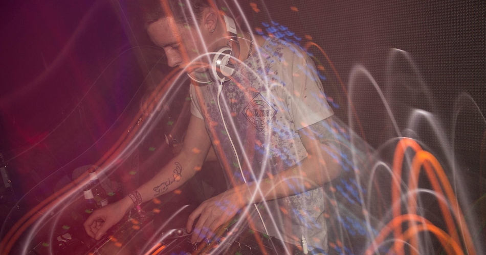 Image 2: Ryan Hussey - DJ