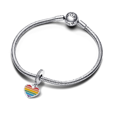 Pandora UK partners with Switchboard to celebrate Pride and support the LGBTQIA+ community