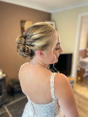 Image 1 from Wedding Hair by Eloise